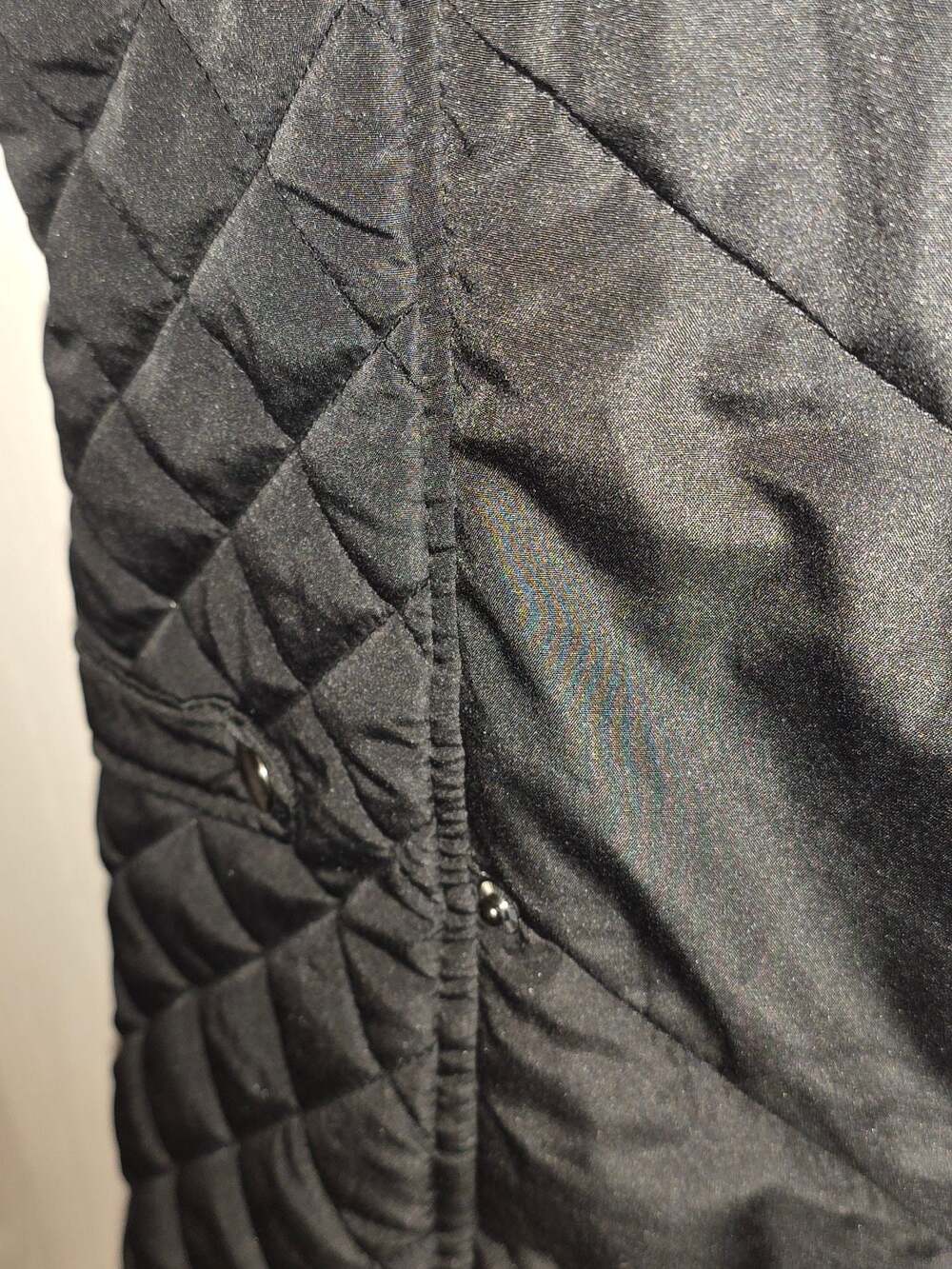 Chebella Quilted Reversible Faux Fur Vest - Picture 11 of 11